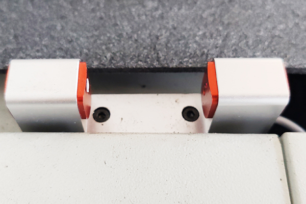 得馬F11全研磨齒條裁切機(jī)對(duì)刀儀