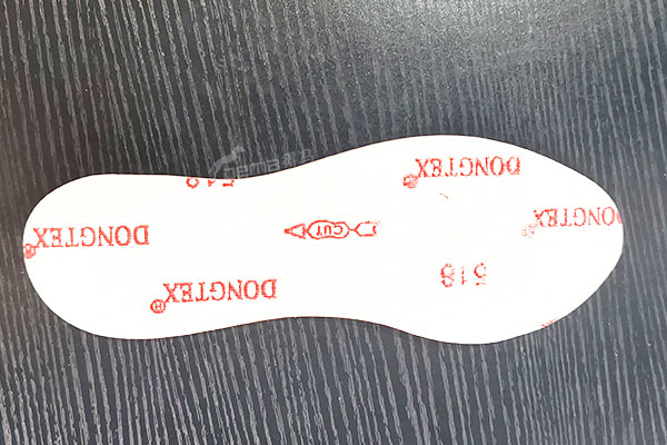 得馬F11高速裁切機加工的鞋墊